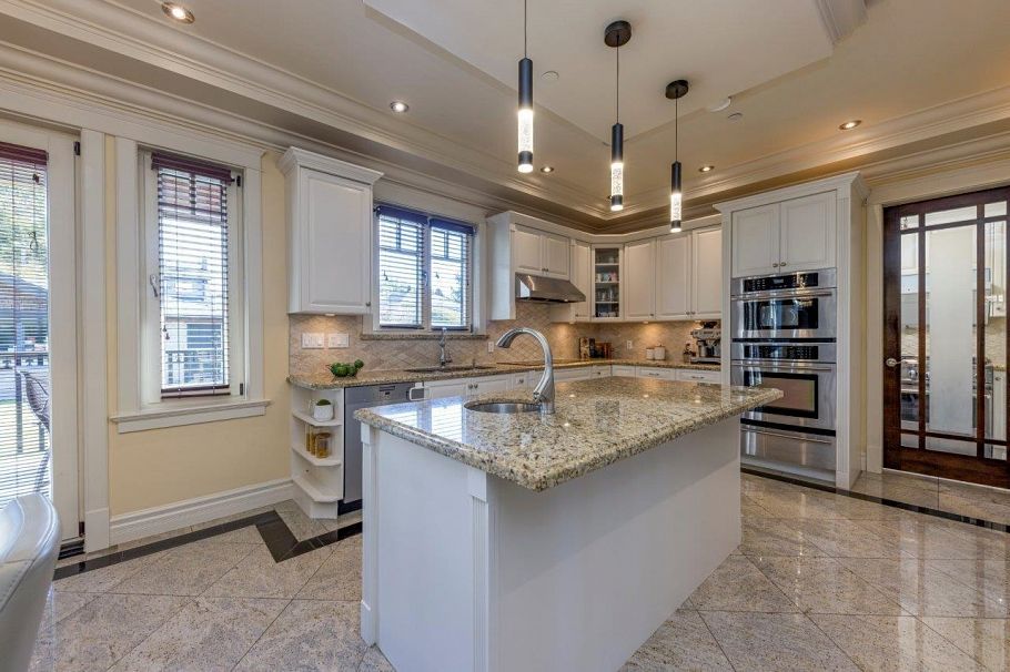 5990 Cartier Street Vancouver, BC - 11