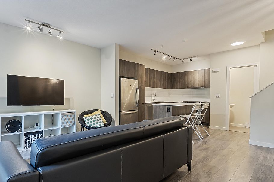 8 3728 Thurston Street Burnaby, BC - 8