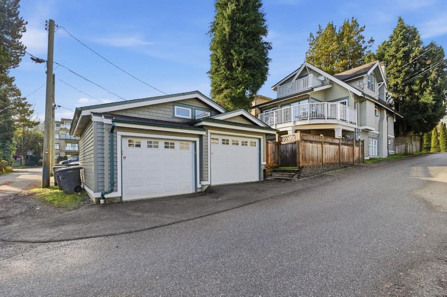 3662 Oak Street Vancouver, BC - 36