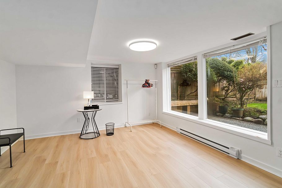 3322 W 38th Avenue Vancouver, BC - 27