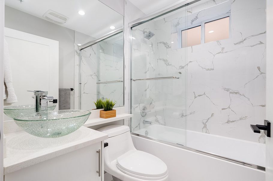 2783 E 27th Avenue Vancouver, BC - 30