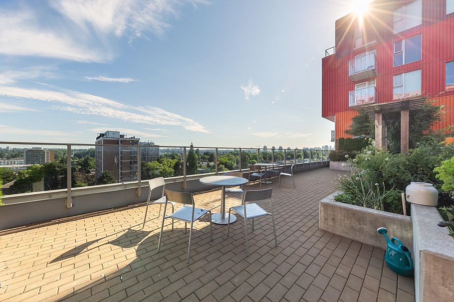 302 933 E Hastings Street Vancouver, BC - 30