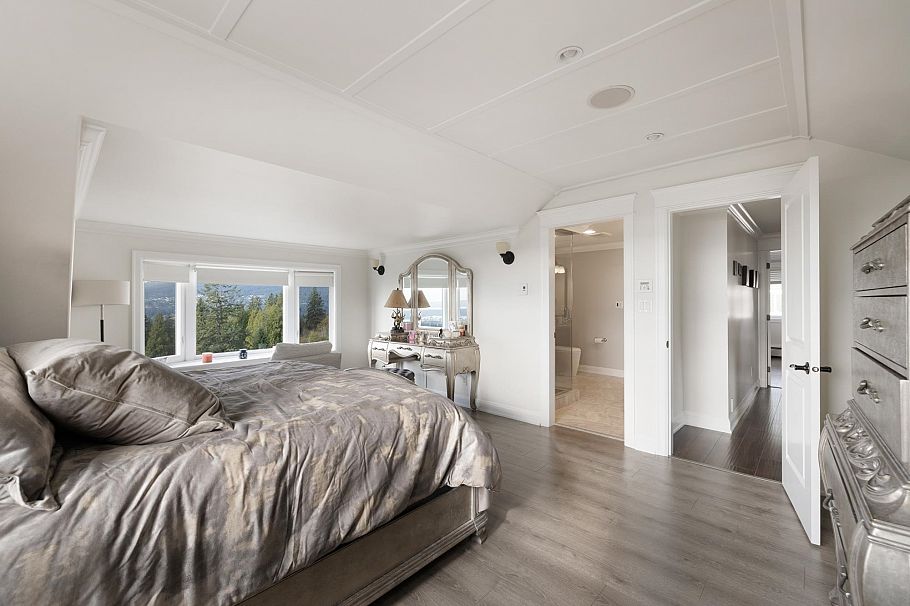 4050 St. Pauls Avenue North Vancouver, BC - 17