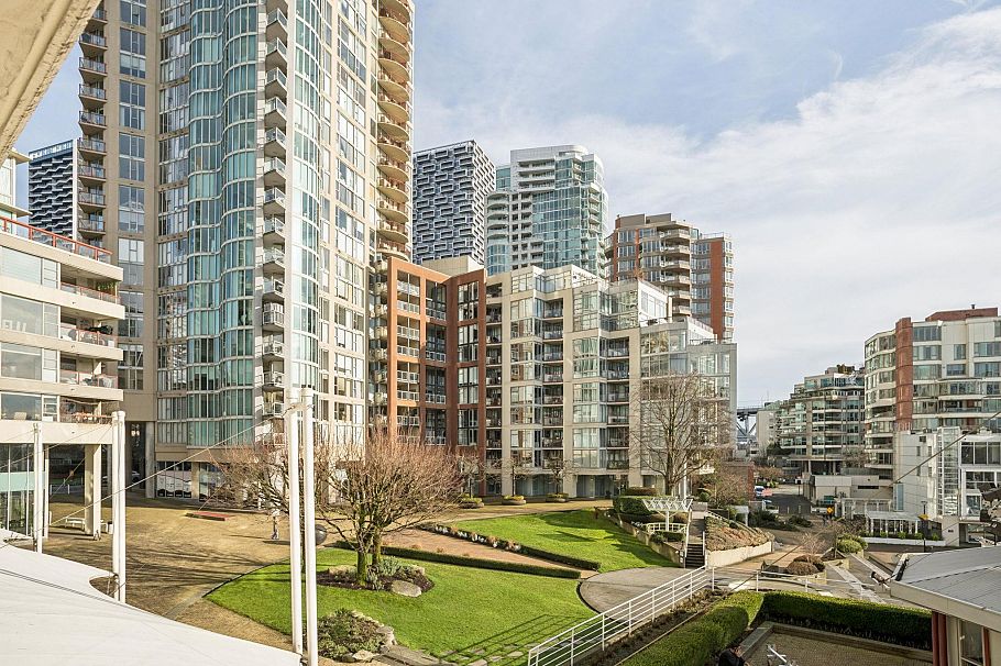 203 1008 Beach Avenue Vancouver, BC - 22