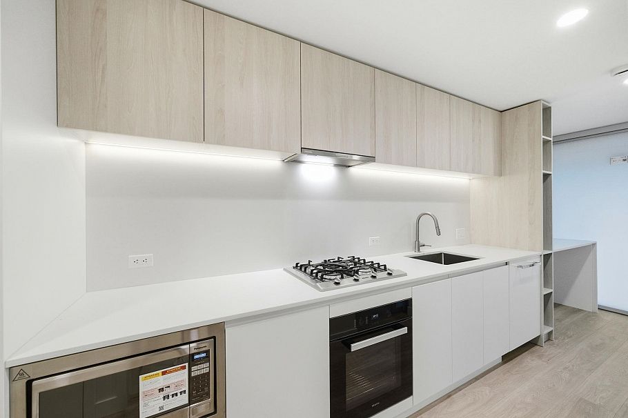 311 2803 W 4th Avenue Vancouver, BC - 7