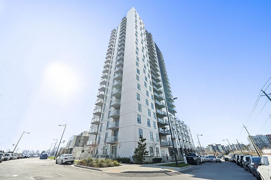 313 3430 E Kent Avenue South Avenue Vancouver, BC - 2