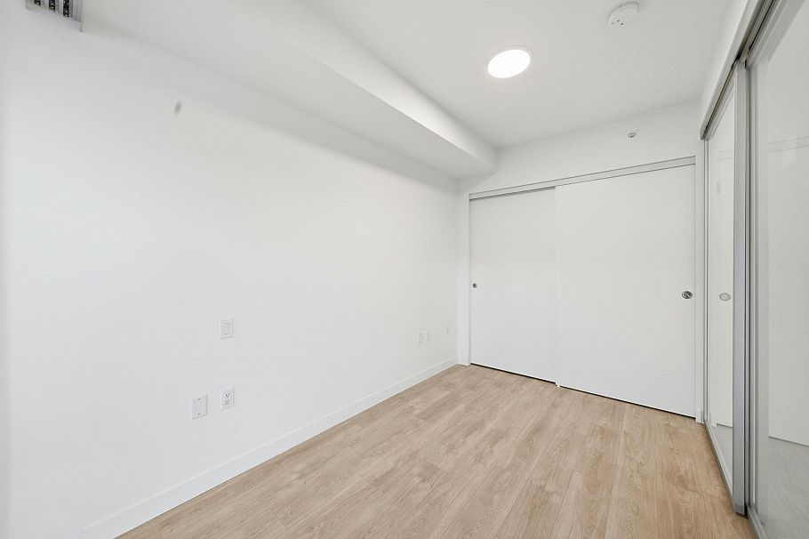 311 2803 W 4th Avenue Vancouver, BC - 16