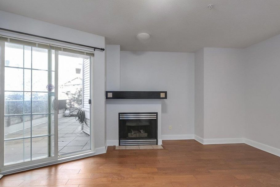 213 1989 Dunbar Street Vancouver, BC - 3