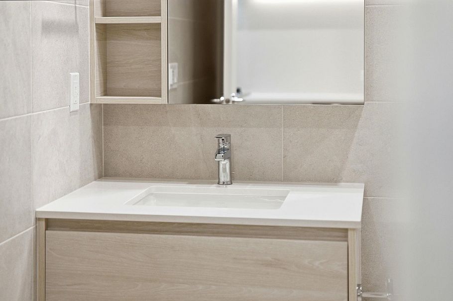 311 2803 W 4th Avenue Vancouver, BC - 19