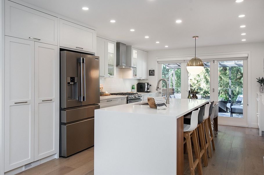 3981 Lynn Valley Road North Vancouver, BC - 9