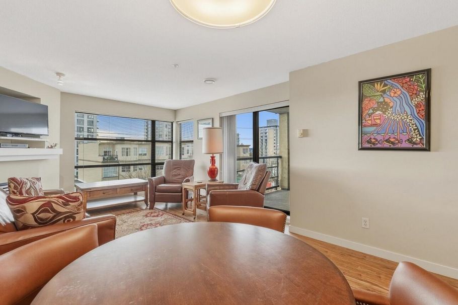 402 124 W 3rd Street North Vancouver, BC - 8