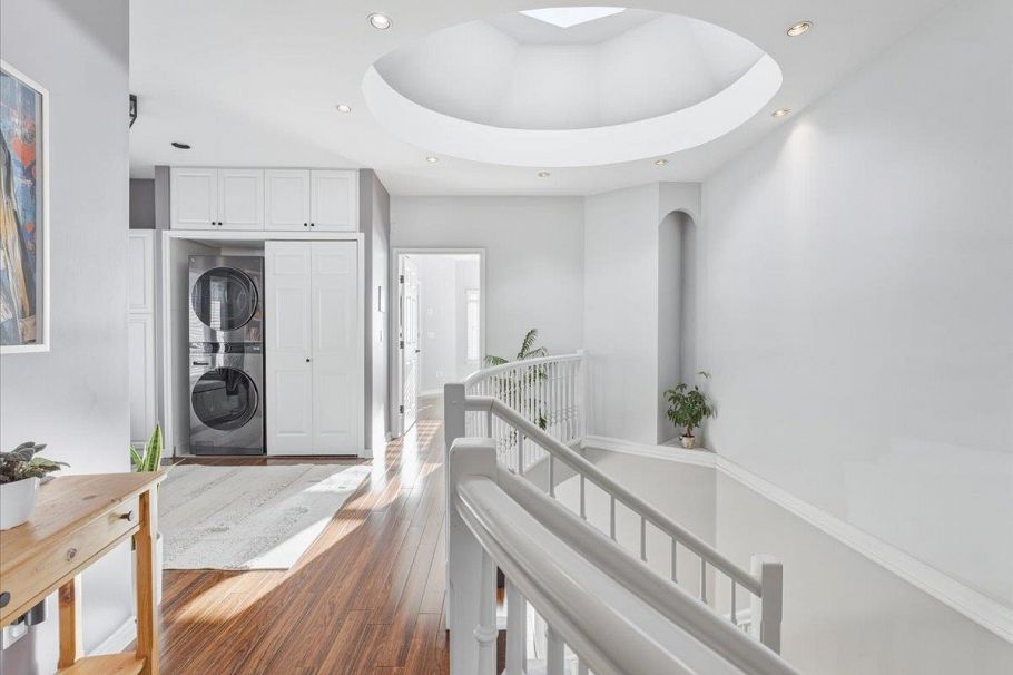 318 E Keith Road North Vancouver, BC - 20