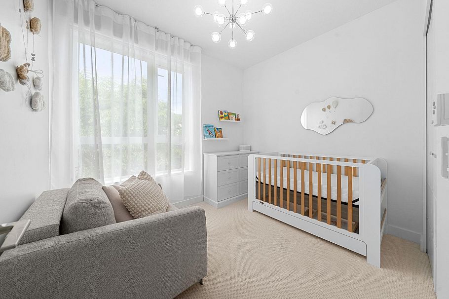 218 733 W 14th Street North Vancouver, BC - 19