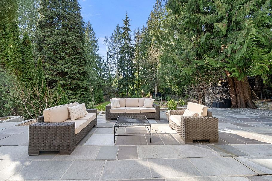 4777 Mapleridge Drive North Vancouver, BC - 18