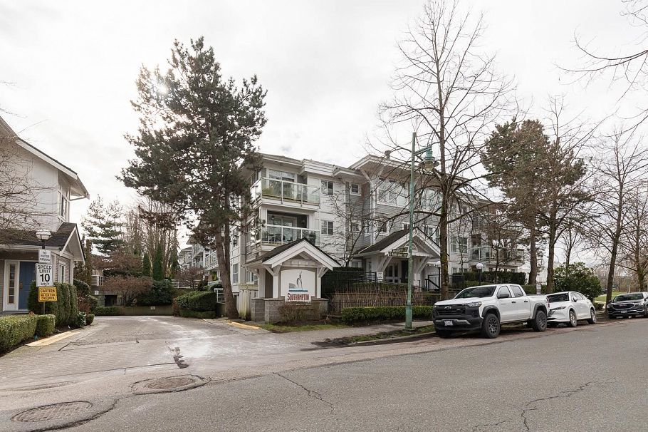 107 3038 E Kent Avenue South Vancouver, BC - 32
