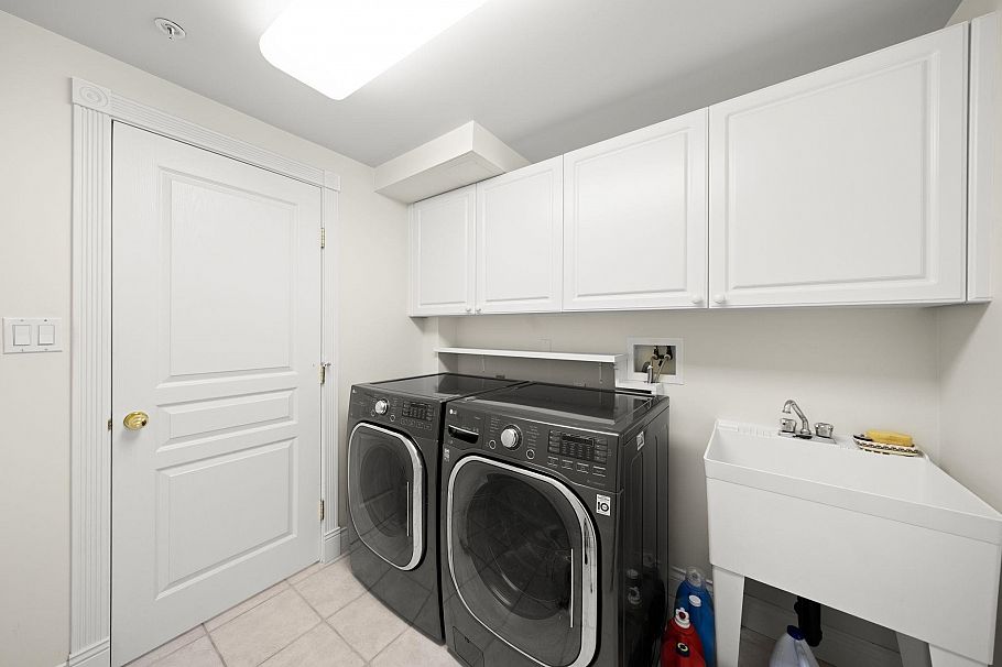 1700 5615 Hampton Place Vancouver, BC - 37