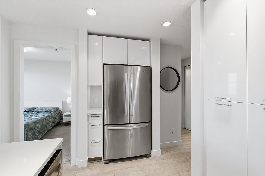 605 719 W 3rd Street North Vancouver, BC - 9