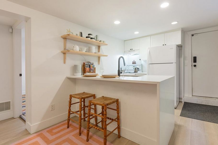 708 Woodland Drive Vancouver, BC - 12