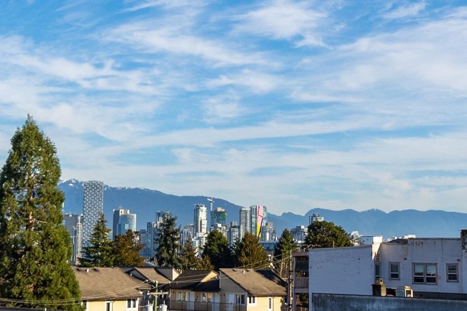 308 2528 Maple Street Vancouver, BC - 18