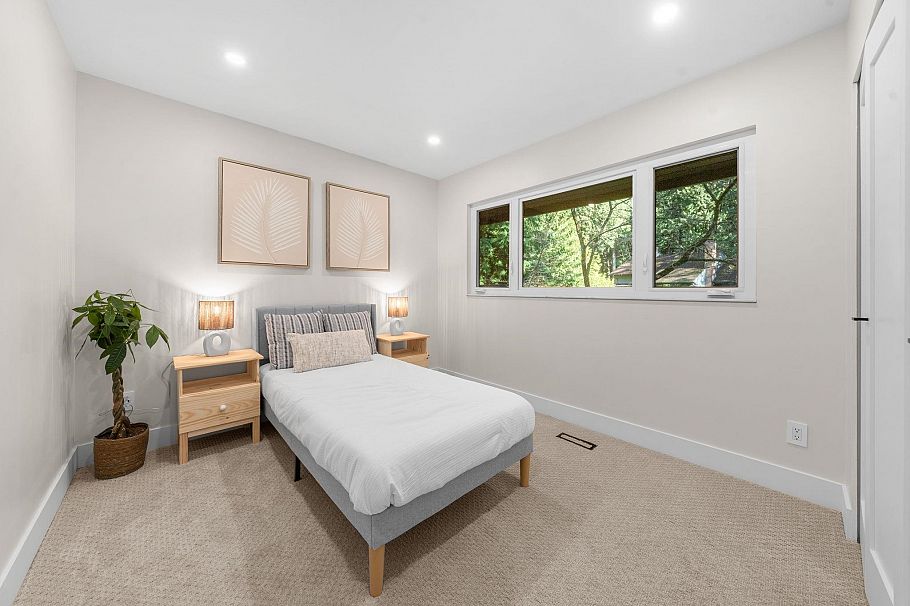 867 Frederick Road North Vancouver, BC - 20