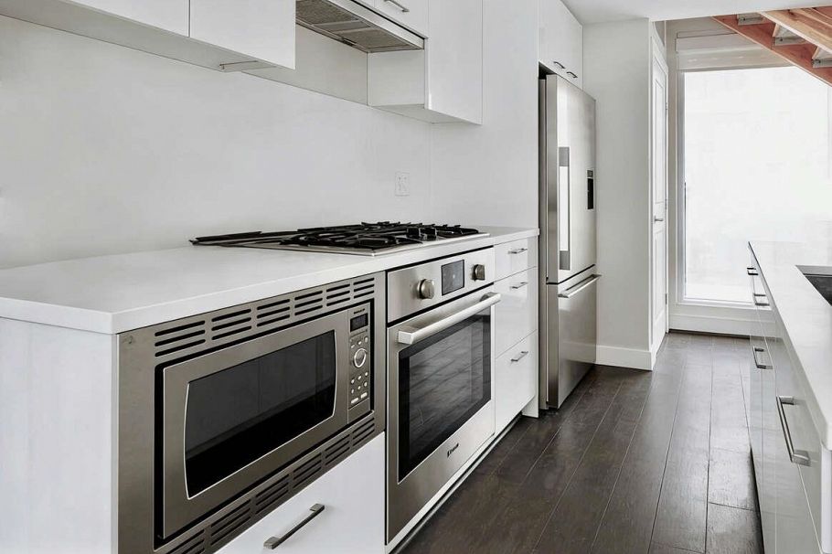 6395 Cambie Street Vancouver, BC - 4