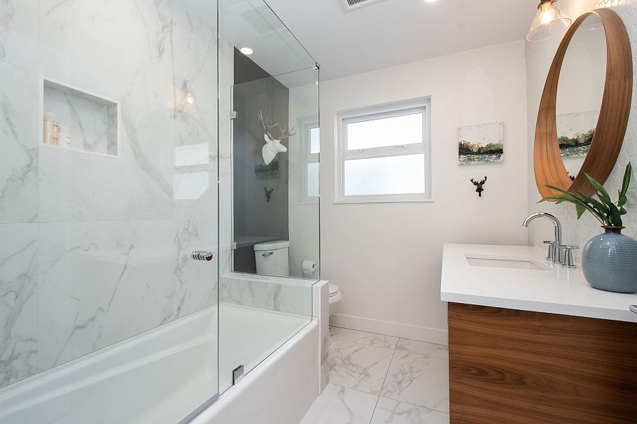 3981 Lynn Valley Road North Vancouver, BC - 26