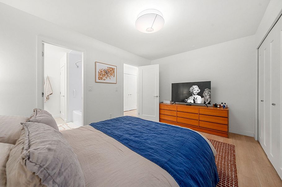 34 1910 Cedar Village Crescent North Vancouver, BC - 14