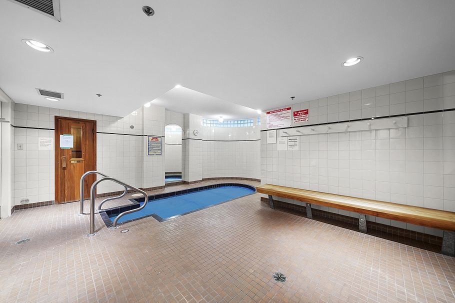 803 995 Roche Point Drive North Vancouver, BC - 38