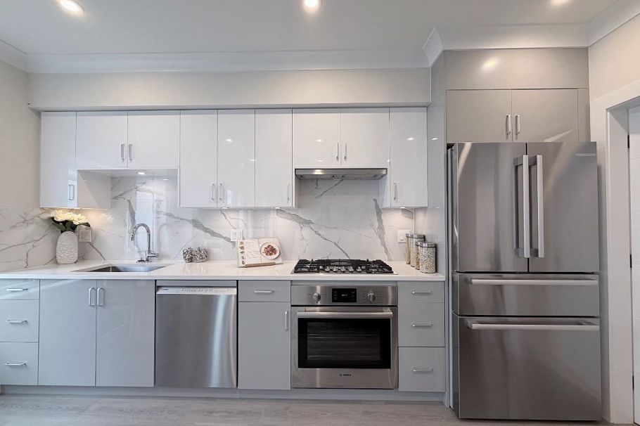 8319 French Street Vancouver, BC - 4