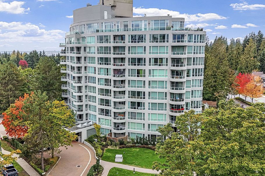 803 995 Roche Point Drive North Vancouver, BC - 1