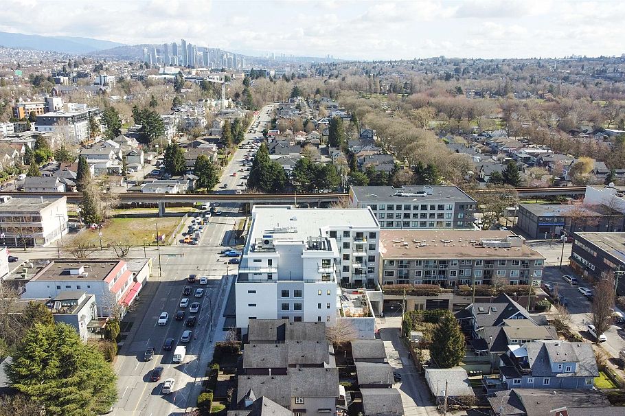 204 1680 E 12th Avenue Vancouver, BC - 36