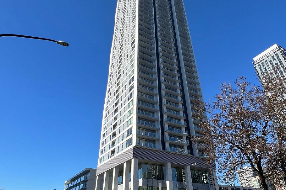 1401 6087 Wilson Avenue Burnaby, BC - 2