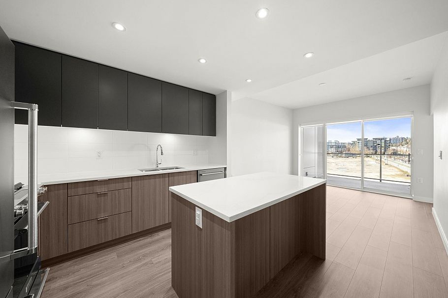 313 3430 E Kent Avenue South Avenue Vancouver, BC - 16