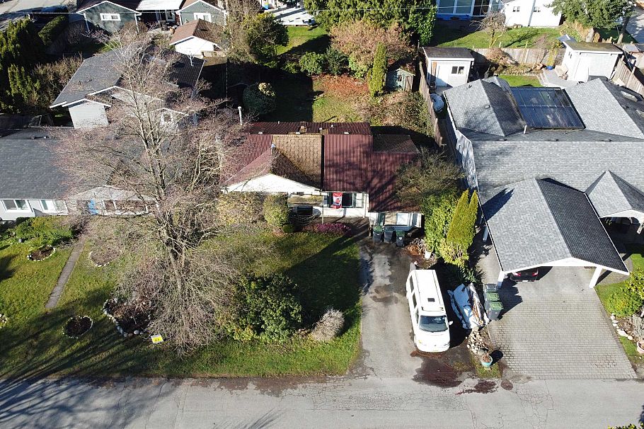 1319 Cottonwood Crescent North Vancouver, BC - 3