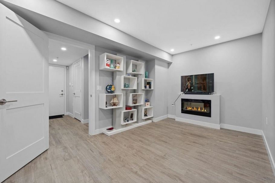 4684 Capilano Road North Vancouver, BC - 29