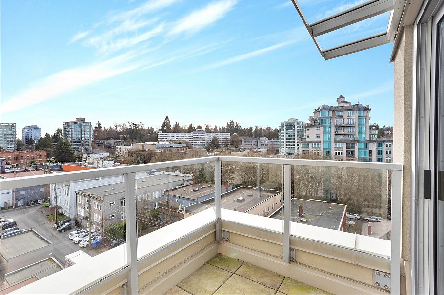 1002 1566 W 13th Avenue Vancouver, BC - 18