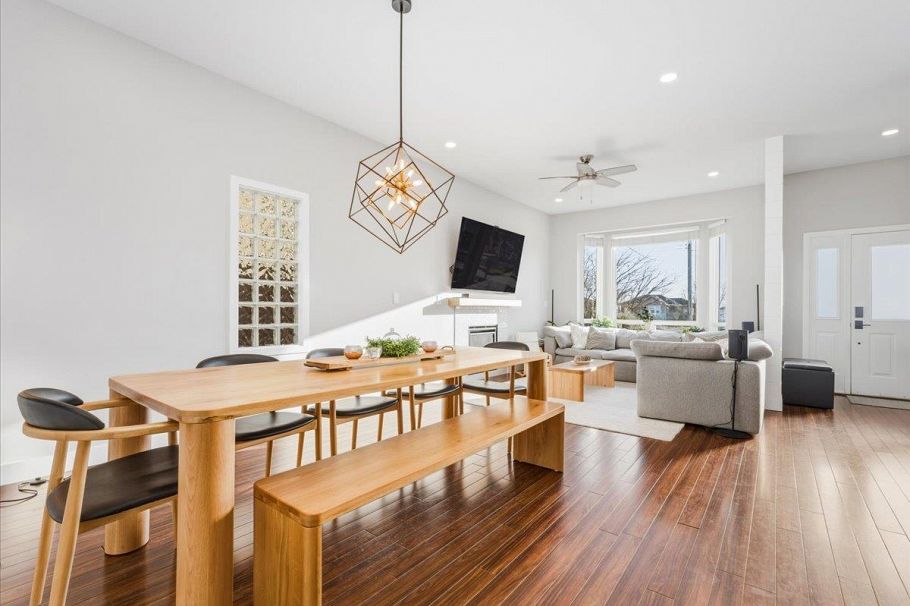 318 E Keith Road North Vancouver, BC - 5