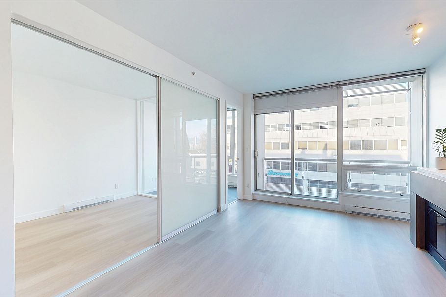 308 2528 Maple Street Vancouver, BC - 8