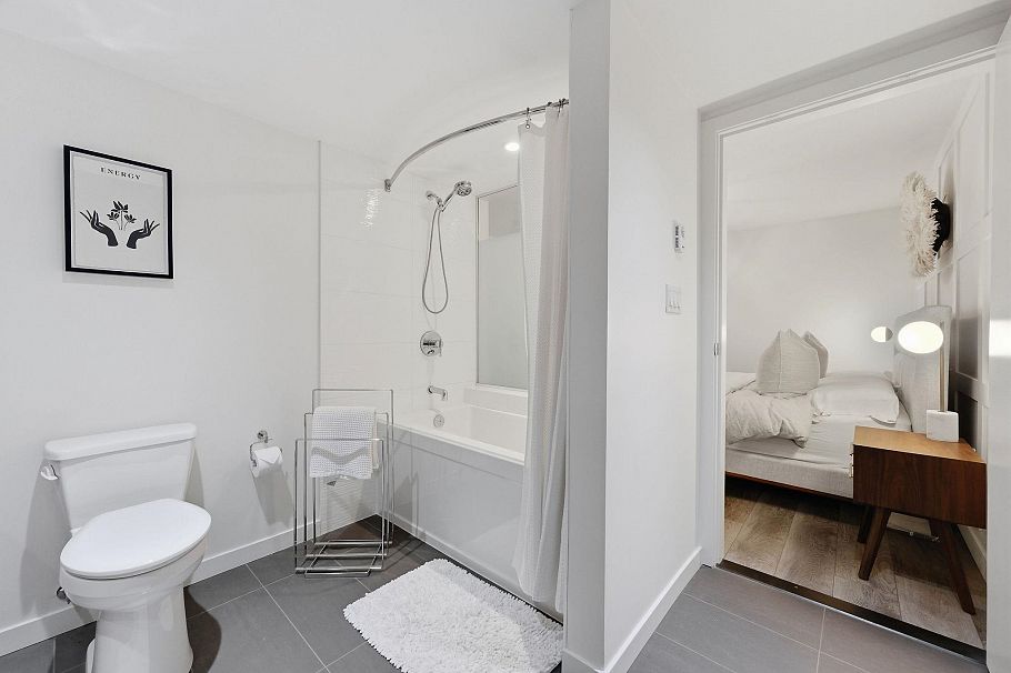 105 2832 Capilano Road North Vancouver, BC - 29