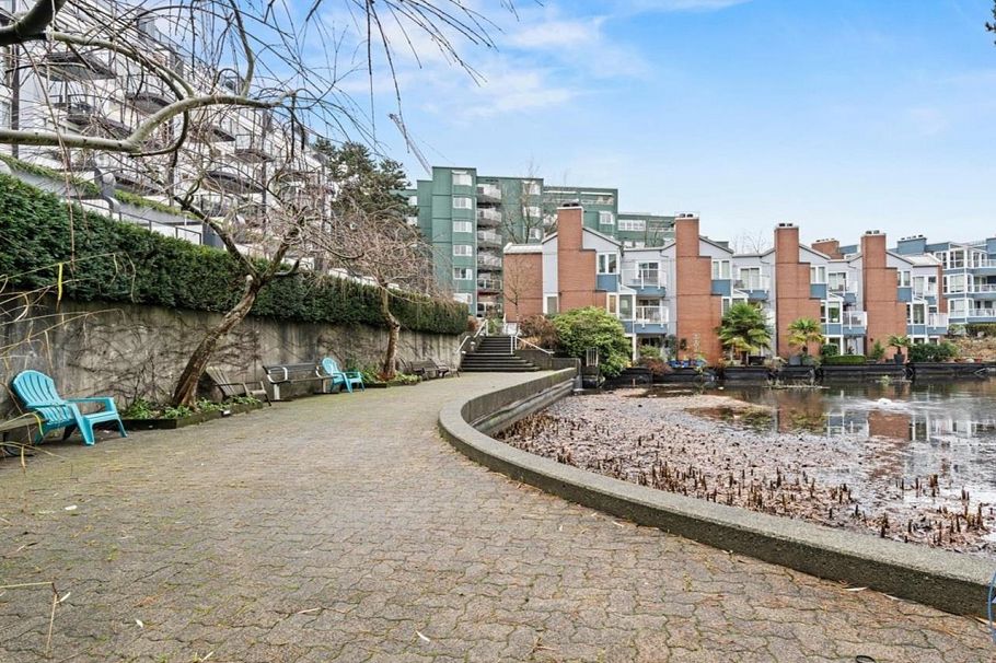 105 1502 Island Park Walk Vancouver, BC - 23