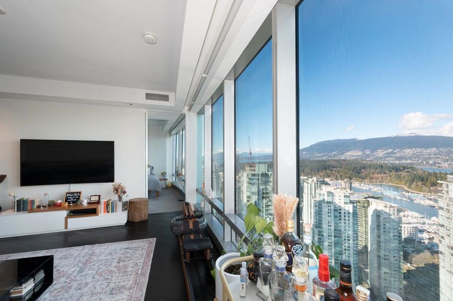 4205 1151 W Georgia Street Vancouver, BC - 9