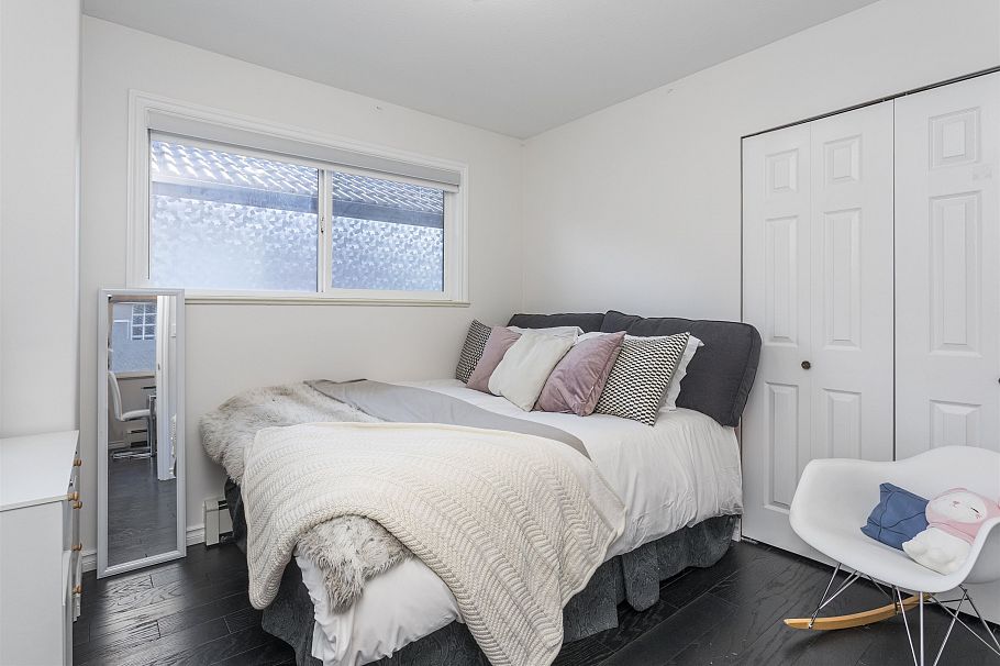 1278 E 13th Avenue Vancouver, BC - 17