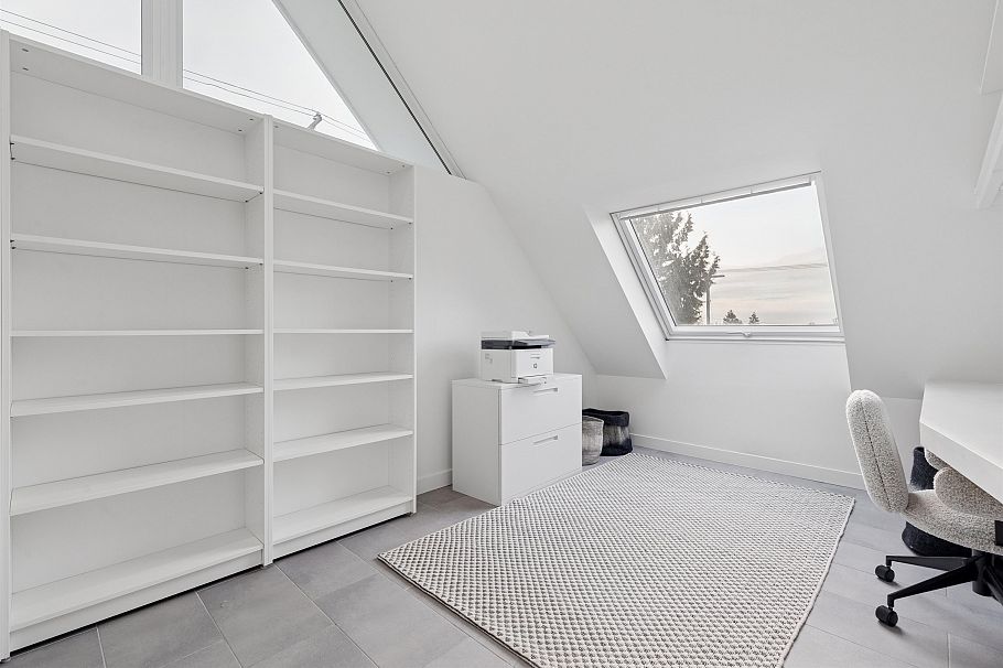 1425 William Avenue North Vancouver, BC - 19