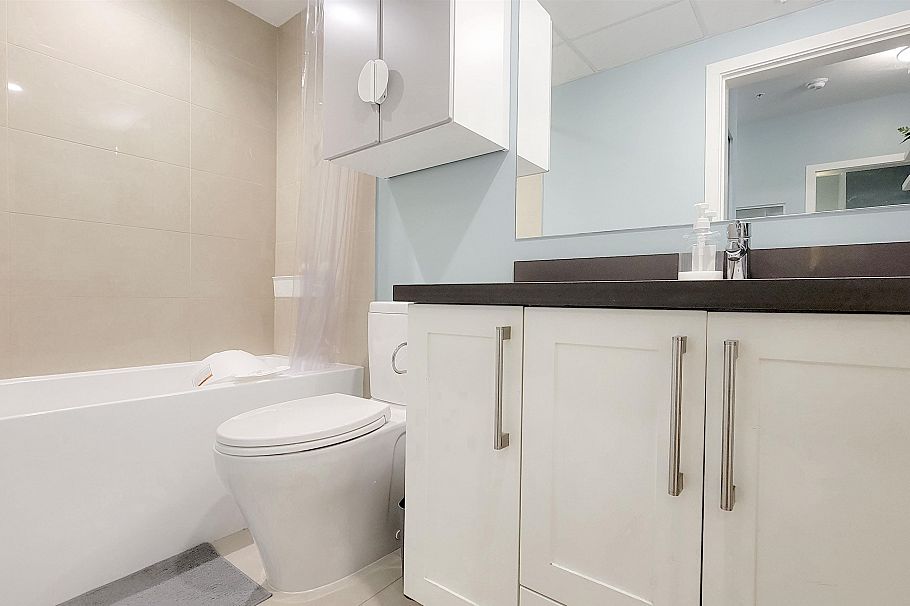 207 10177 River Drive Richmond, BC - 20