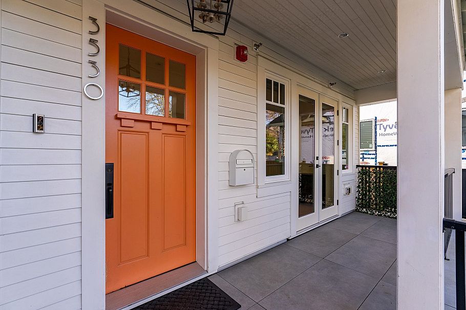 3530 W 43rd Avenue Vancouver, BC - 4