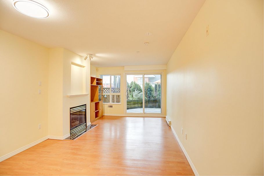 220 760 Kingsway Vancouver, BC - 9