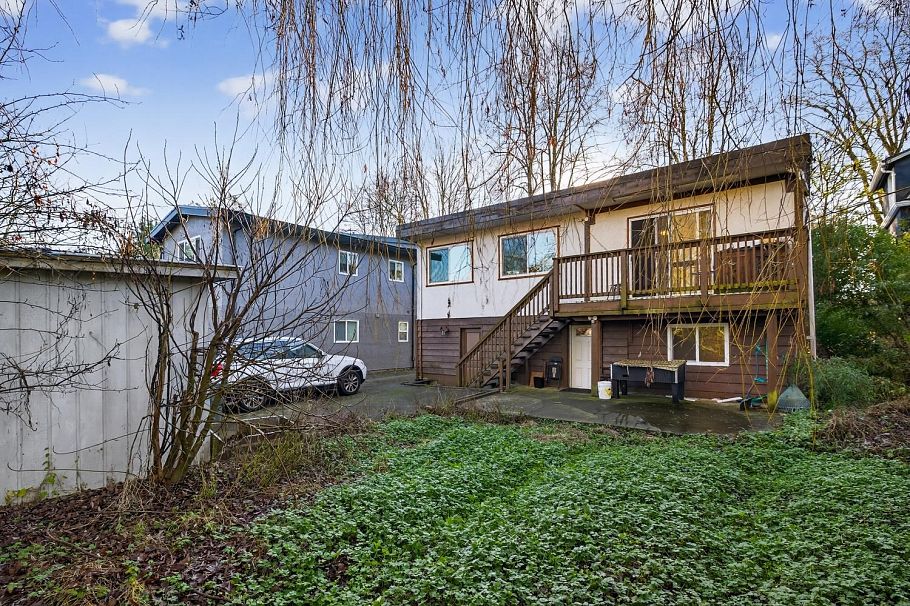 557 E 21st Avenue Vancouver, BC - 28
