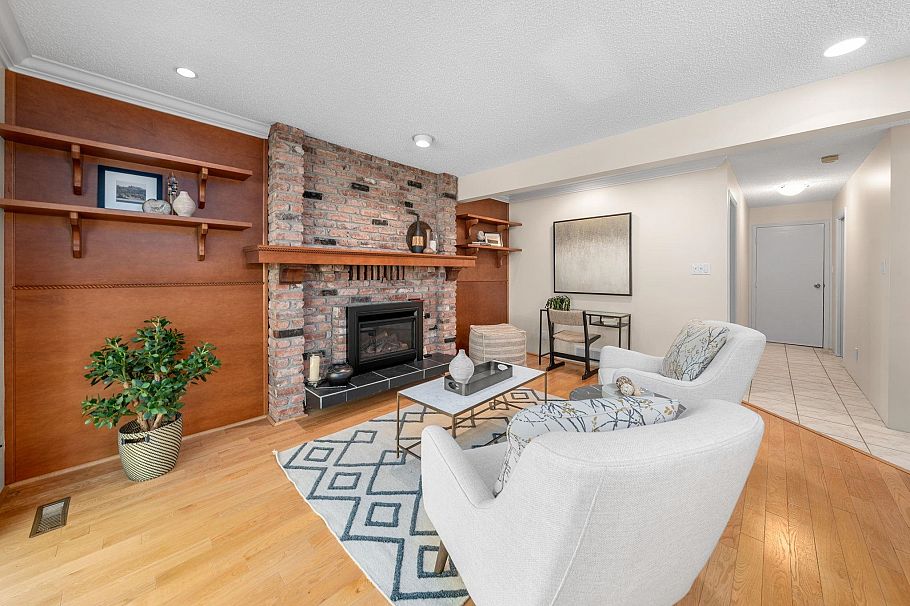 1168 Canyon Boulevard North Vancouver, BC - 18