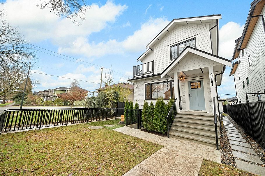 2791 W 21st Avenue Vancouver, BC - 27