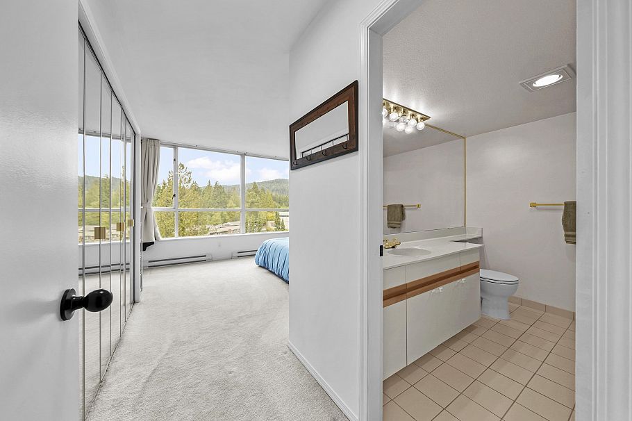 803 995 Roche Point Drive North Vancouver, BC - 21